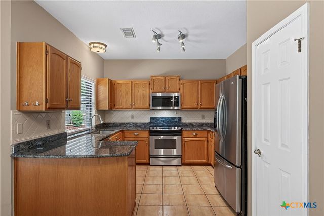 2326 Oak Castle, San Antonio, TX 78232