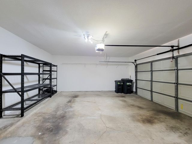 2220 Bering Drive 12, Houston, TX 77057