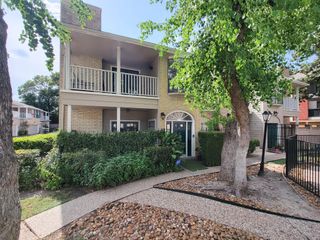 2220 Bering Drive 12, Houston, TX 77057