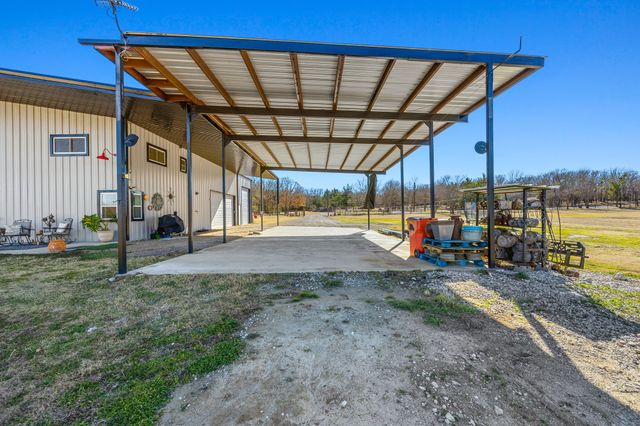 2588 County Road 2510, Quinlan, TX 75474