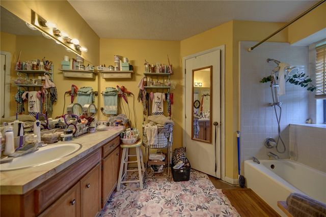 4041 FM 389, Brenham, TX 77833