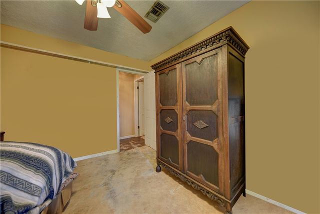 4041 FM 389, Brenham, TX 77833