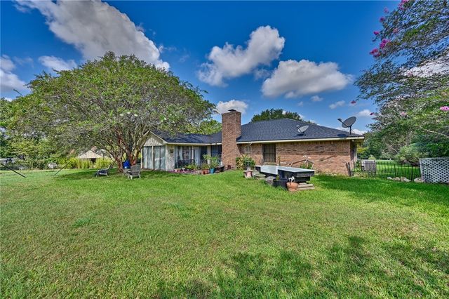 4041 FM 389, Brenham, TX 77833