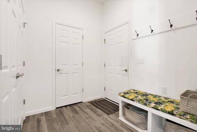 800 AURORA DRIVE, Mechanicsburg, PA 17055