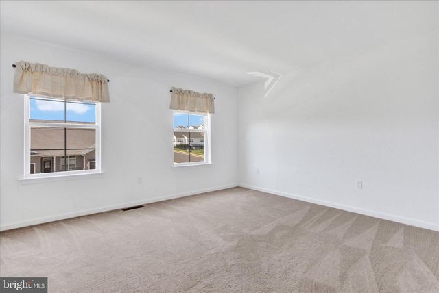 800 AURORA DRIVE, Mechanicsburg, PA 17055