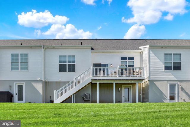 800 AURORA DRIVE, Mechanicsburg, PA 17055