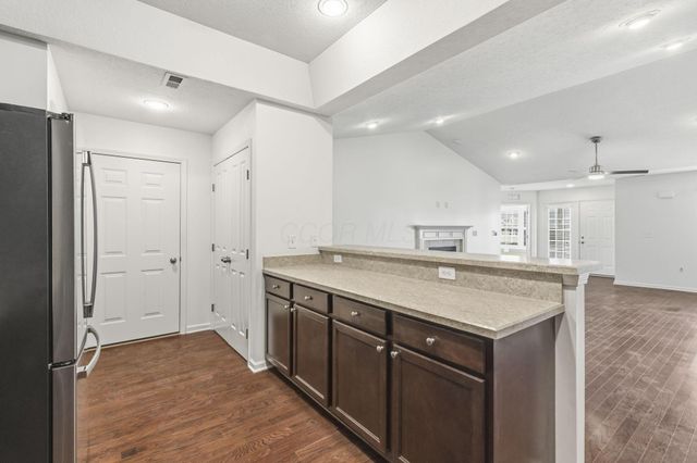3238 Rossmore Circle, Powell, OH 43065