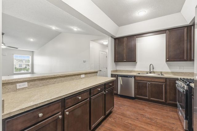 3238 Rossmore Circle, Powell, OH 43065