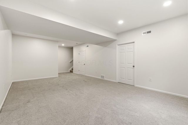 3238 Rossmore Circle, Powell, OH 43065