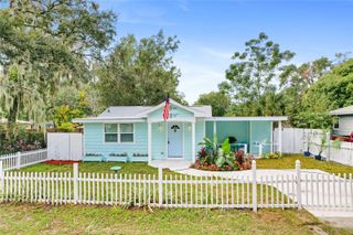 245 S RHODES STREET, Mount Dora, FL 32757