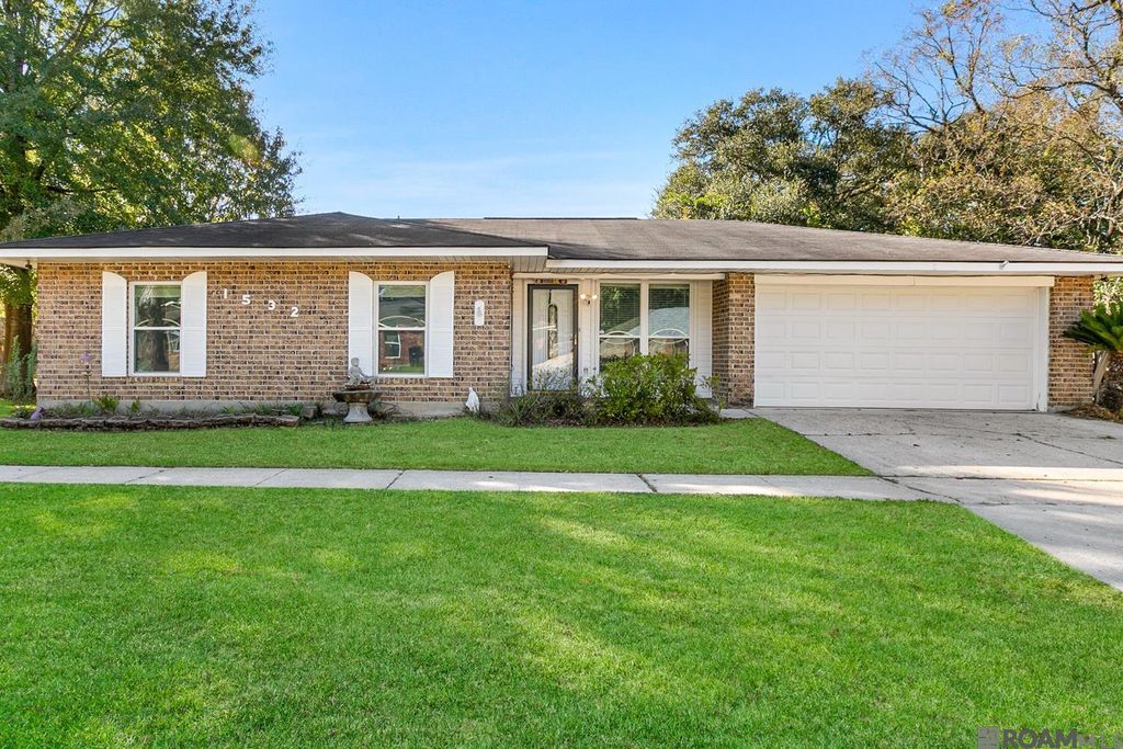 1532 Outrigger Dr, Baton Rouge, LA 70816