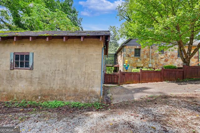 681 Old 441 South, Clayton, GA 30525