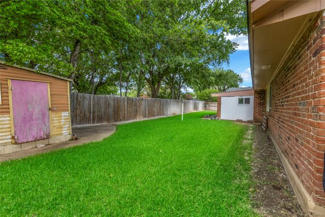 6241 Onyx Drive S, North Richland Hills, TX 76180