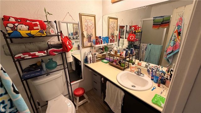 5775 Blue Sea Street, Las Vegas, NV 89110
