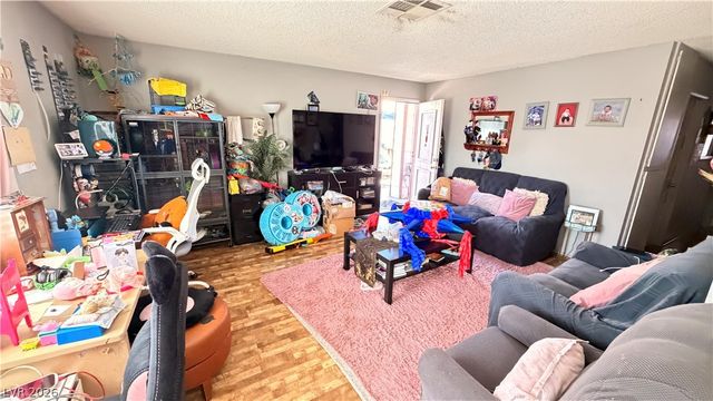 5775 Blue Sea Street, Las Vegas, NV 89110