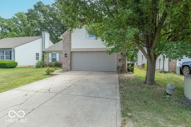 5805 Decatur Ridge Drive, Indianapolis, IN 46221