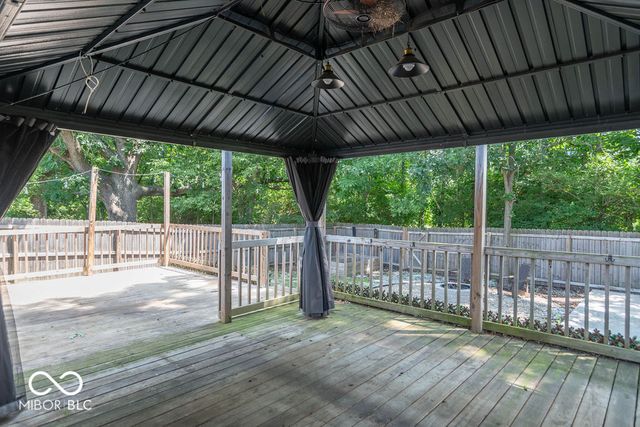 5805 Decatur Ridge Drive, Indianapolis, IN 46221