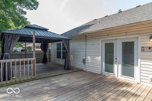 5805 Decatur Ridge Drive, Indianapolis, IN 46221
