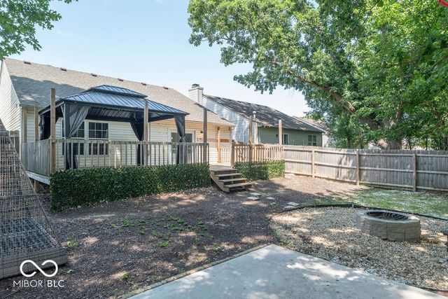 5805 Decatur Ridge Drive, Indianapolis, IN 46221