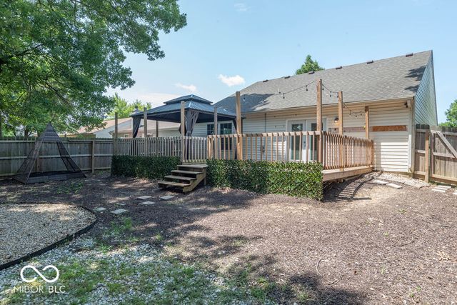 5805 Decatur Ridge Drive, Indianapolis, IN 46221