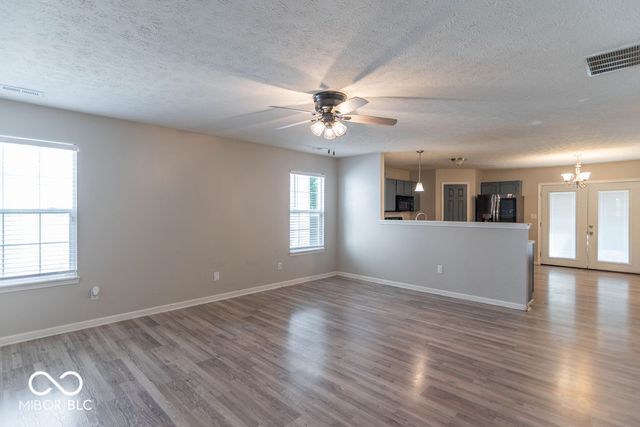 5805 Decatur Ridge Drive, Indianapolis, IN 46221