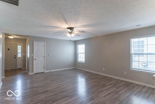 5805 Decatur Ridge Drive, Indianapolis, IN 46221