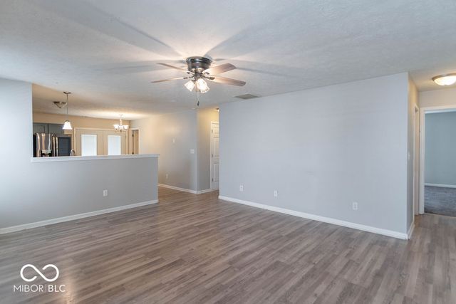5805 Decatur Ridge Drive, Indianapolis, IN 46221