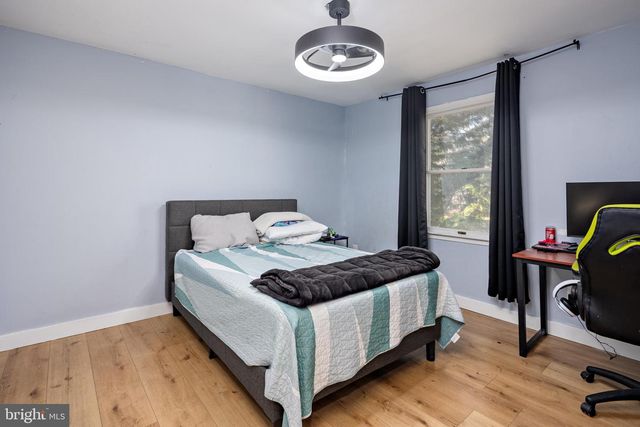 13722 BARBERRY WAY, Sykesville, MD 21784