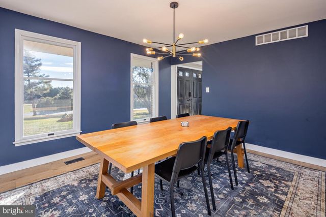 13722 BARBERRY WAY, Sykesville, MD 21784