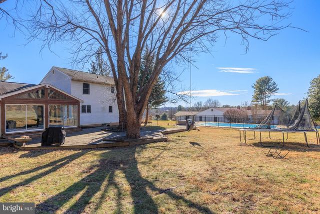 13722 BARBERRY WAY, Sykesville, MD 21784