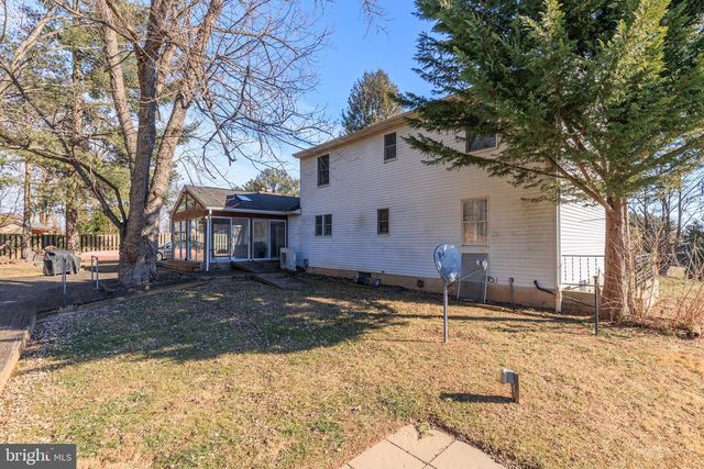 13722 BARBERRY WAY, Sykesville, MD 21784