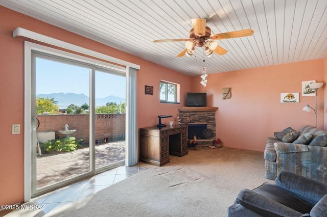 1985 S San Vincent Drive, Green Valley, AZ 85614