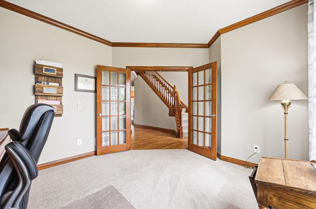 2643 Sandhurst Drive, Lewis Center, OH 43035