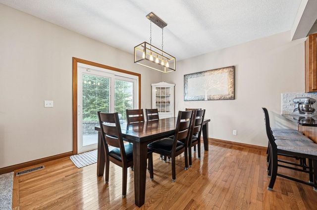 2643 Sandhurst Drive, Lewis Center, OH 43035