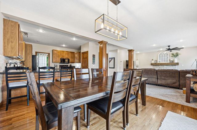 2643 Sandhurst Drive, Lewis Center, OH 43035
