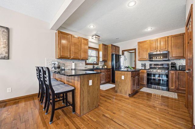 2643 Sandhurst Drive, Lewis Center, OH 43035