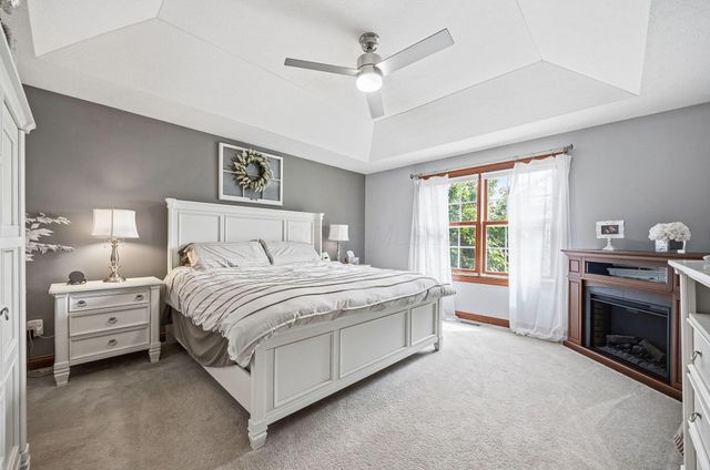 2643 Sandhurst Drive, Lewis Center, OH 43035