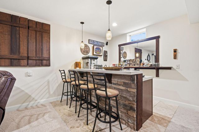 2643 Sandhurst Drive, Lewis Center, OH 43035