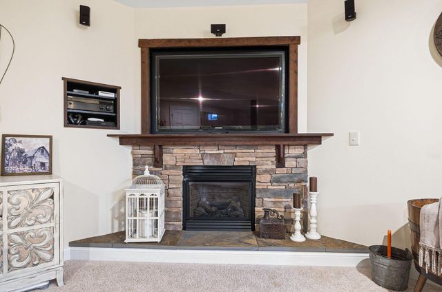 2643 Sandhurst Drive, Lewis Center, OH 43035