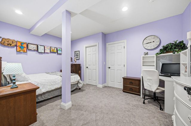 2643 Sandhurst Drive, Lewis Center, OH 43035