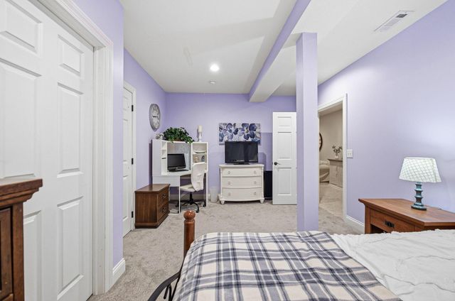 2643 Sandhurst Drive, Lewis Center, OH 43035