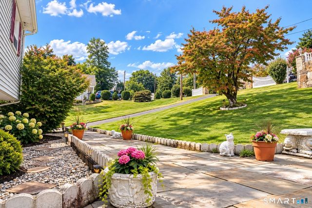 2-B Sunrise Road, Danbury, CT 06810