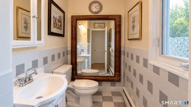 2-B Sunrise Road, Danbury, CT 06810