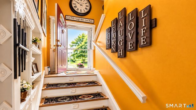 2-B Sunrise Road, Danbury, CT 06810