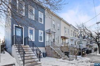85 Wakeman Avenue, Newark, NJ 07104