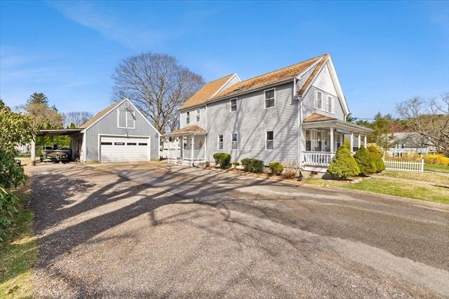 53 Woodlawn St, Taunton, MA 02718