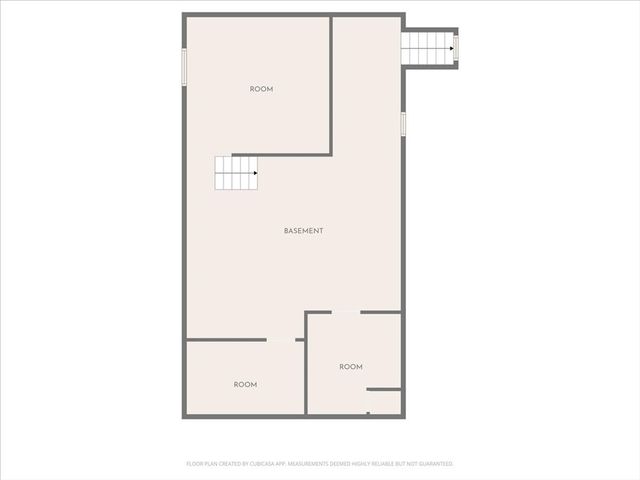 53 Woodlawn St, Taunton, MA 02718