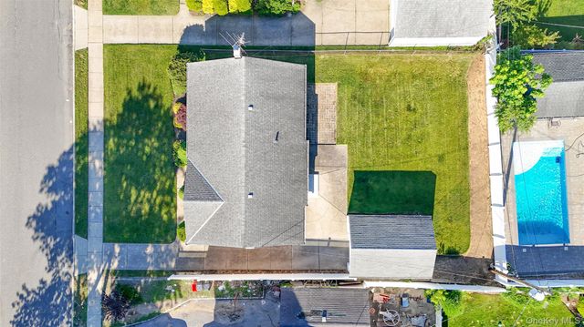 826 Fulton Street, Valley Stream, NY 11580