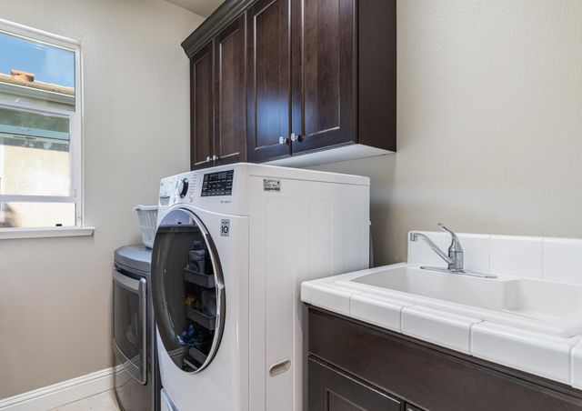 3299 Poe, Clovis, CA 93619