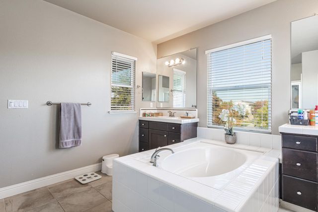 3299 Poe, Clovis, CA 93619